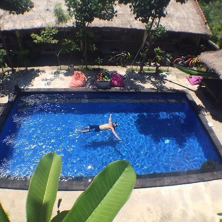 Indigenous Bungalow Gili Trawangan Exteriör bild